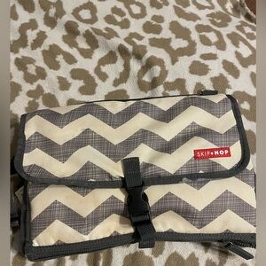 Skip Hop Gray and Cream Changing bag station baby with wipe container